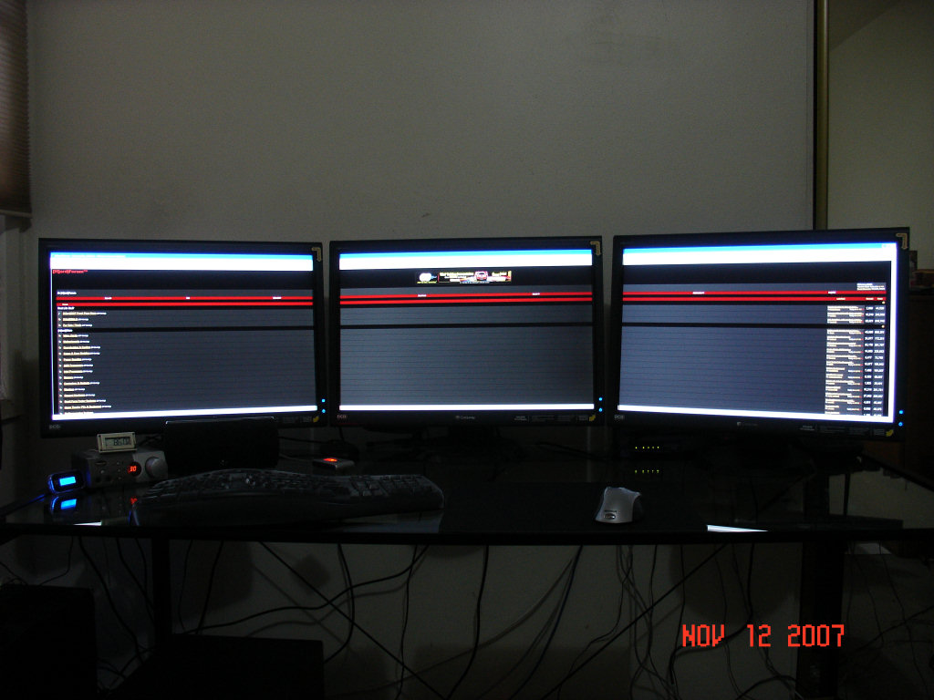 3monitors1.jpg