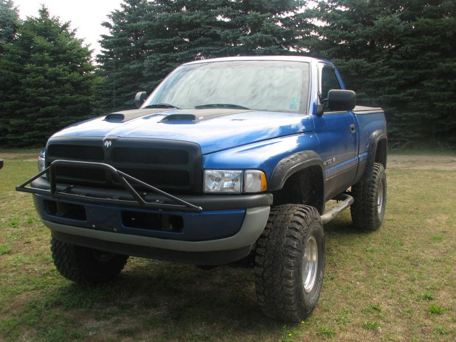 97 dodge 1500 with 3/4 ton conversion, 12v cummins, dana 60 front dana 70 rear with detroit locker